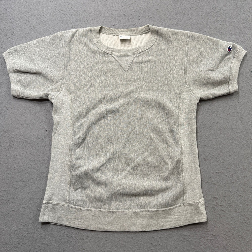 Y2K Champion Shirt Men's M (Fits small) Gray Short Sleeve Reverse Weave Varsity